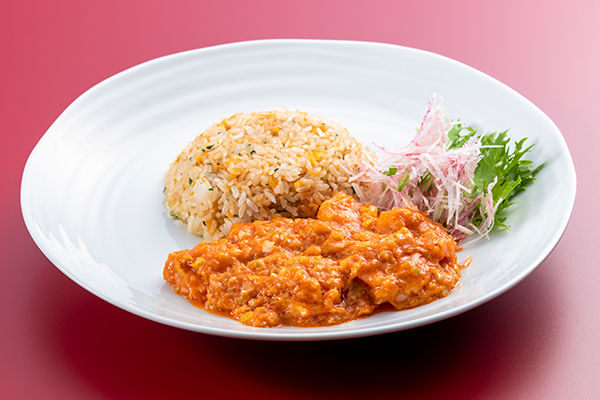 Shrimp with chili sauce and fried rice